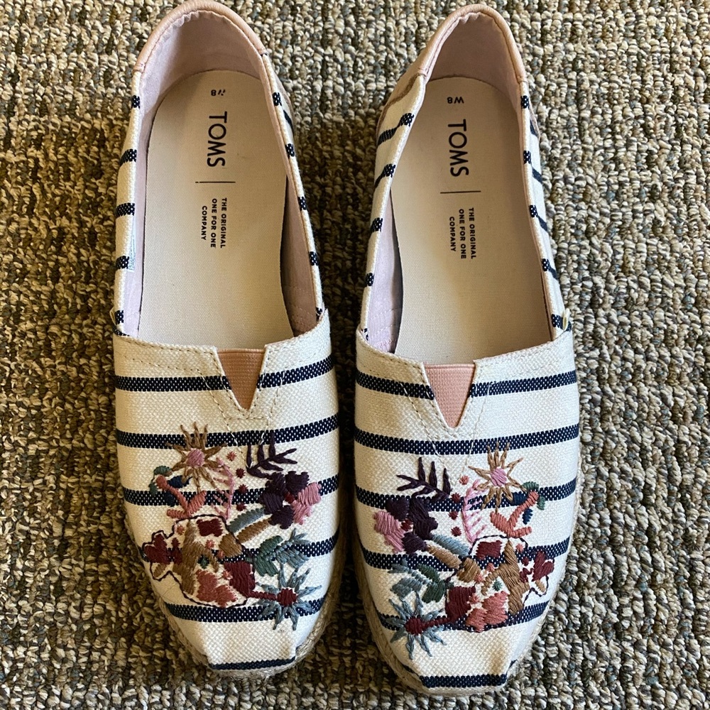 Toms Espadrilles
